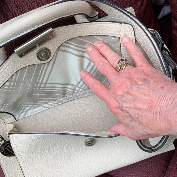 London Fog Andre SA Handbag/Shoulder Bag - Picture 7 of 16